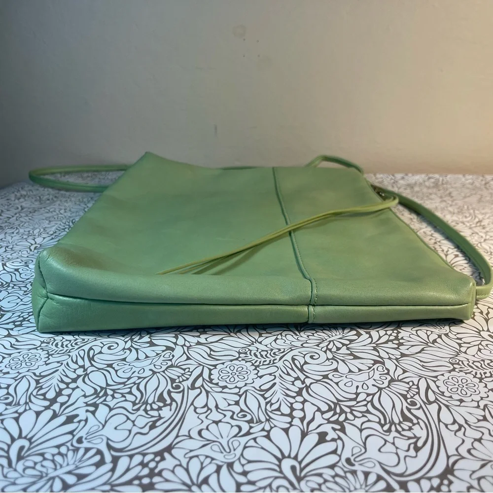 HOBO International Large Leather Crossbody Bag Knot Strap Shoulder Purse Green